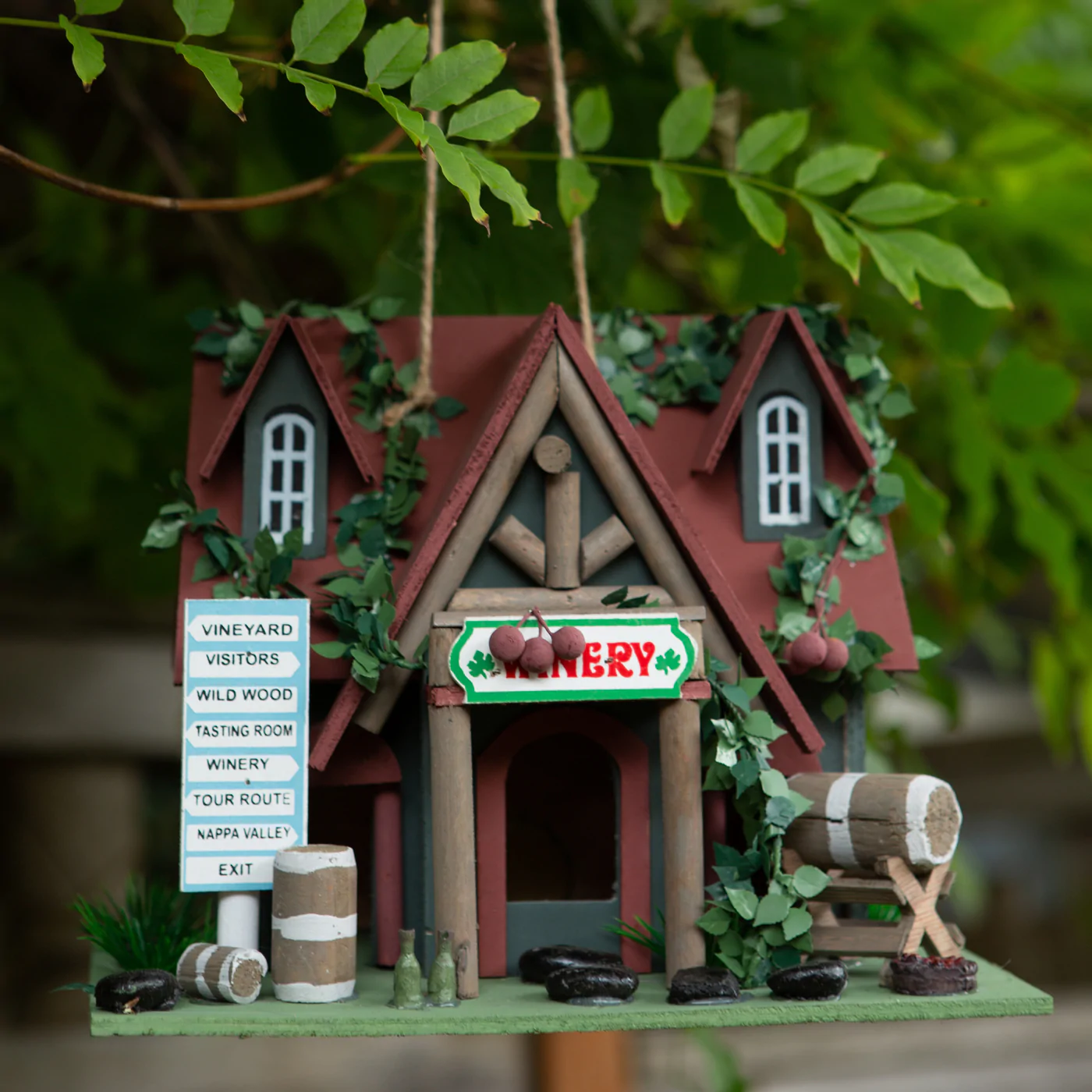 Rustic Cottage Winery Birdhouse for Garden Decor and Birdwatching